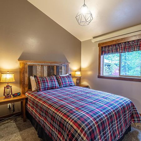 Whiskey Springs Cabin ウェスト・イエローストーン エクステリア 写真